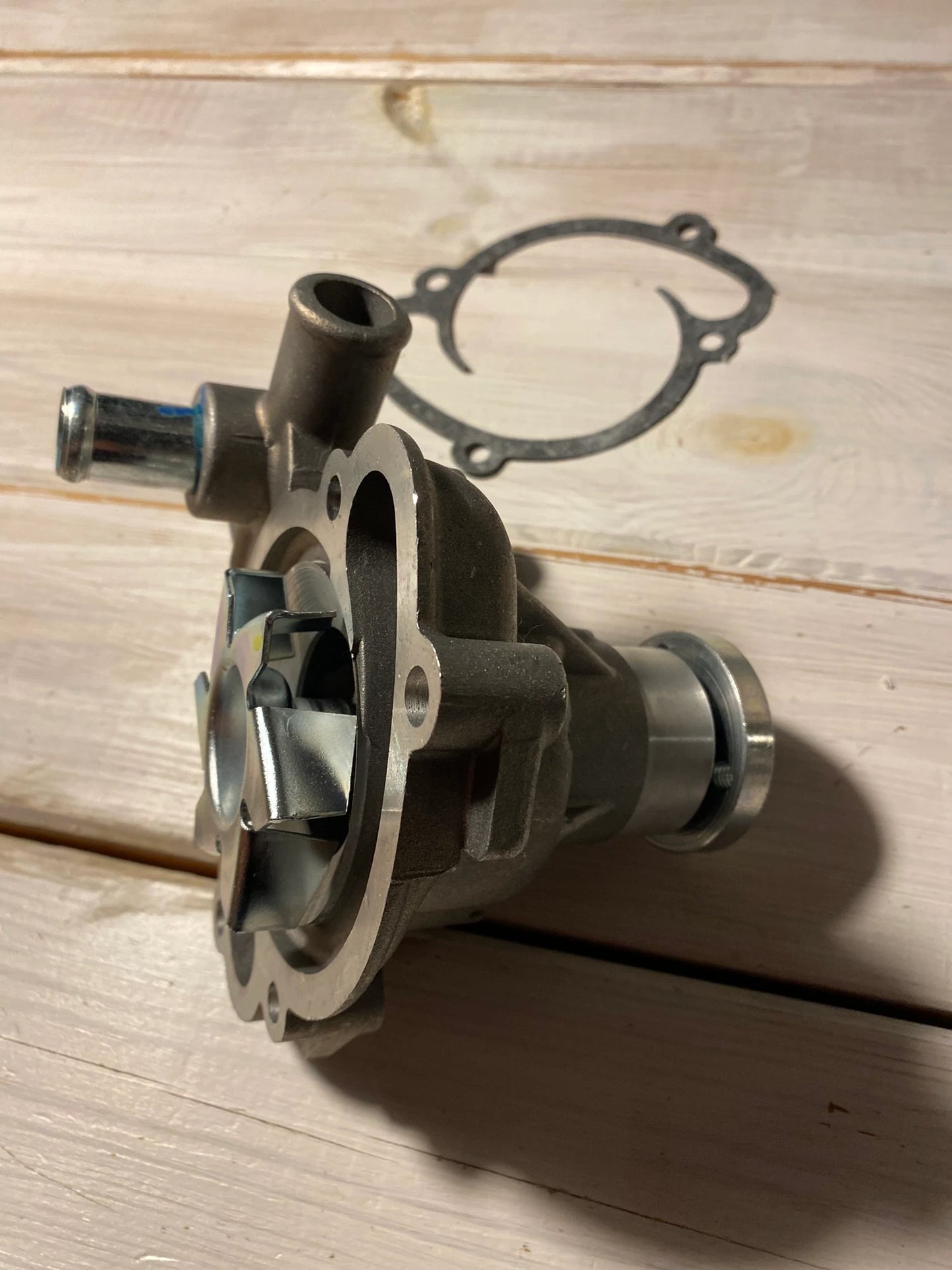 Wasserpumpe ZMZ 409 UAZ 2206 Euro5,6