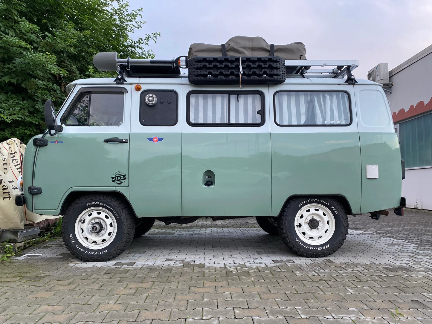 Fensterersatz UAZ Buhanka kleines Fenster li oder re(Standheizung, Solar, Magcodestecker)
