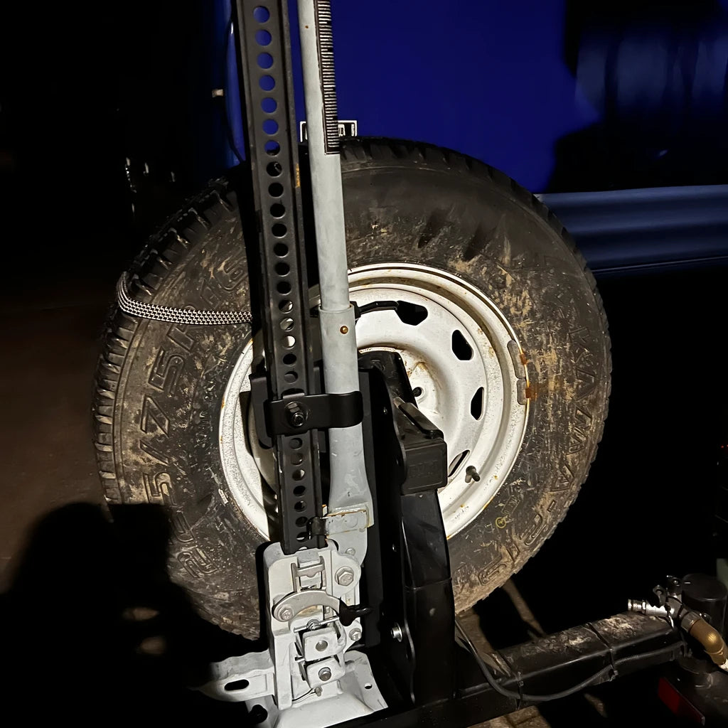 Smittybilt® HiLift Halter