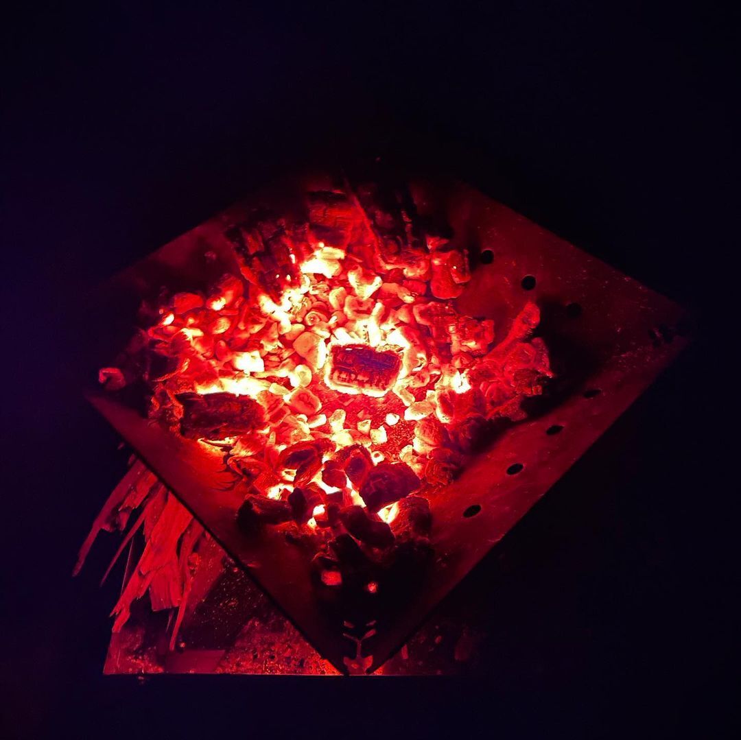 Winnerwell® Flat Firepit faltbare Feuerstelle Feuerschale Gr. M