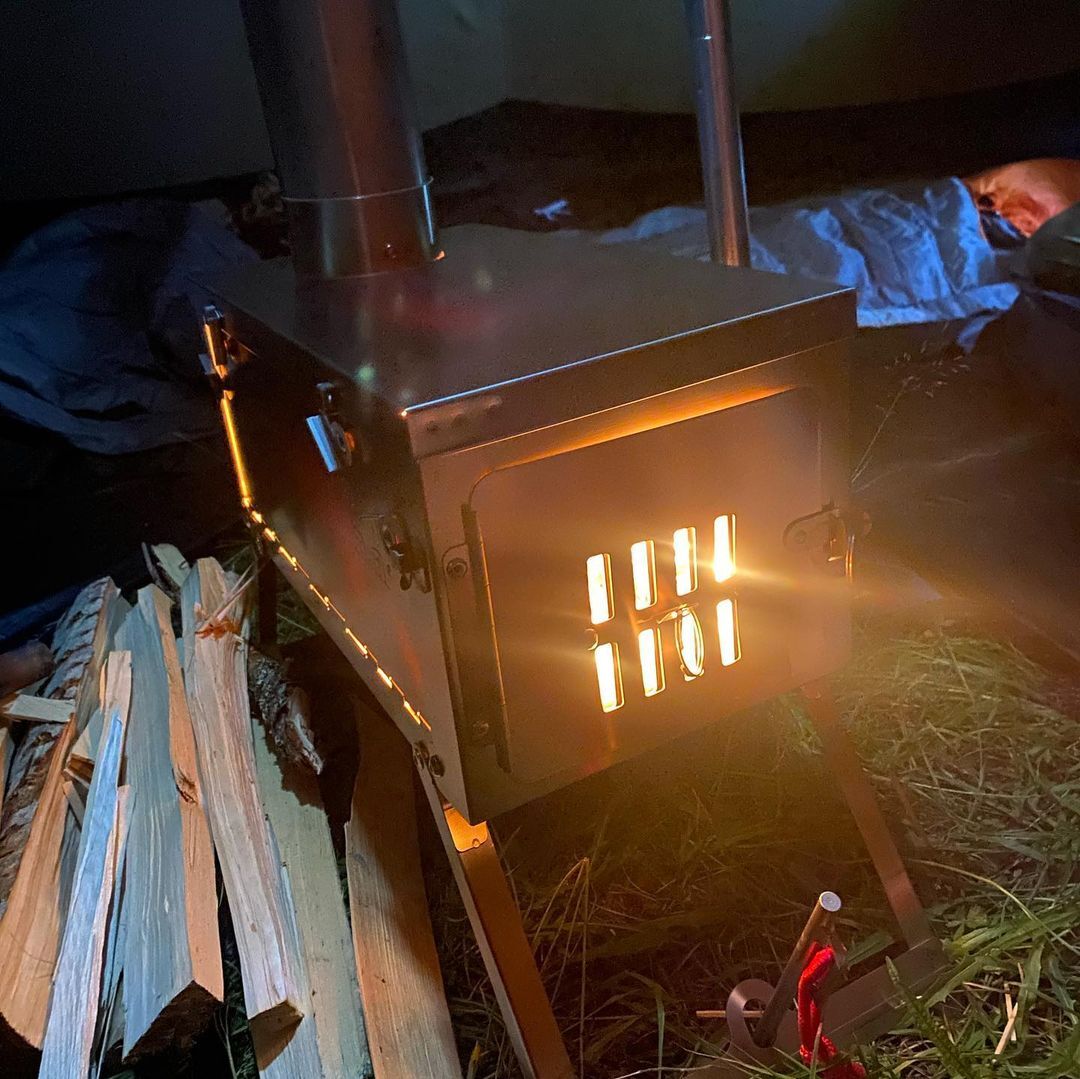 Winnerwell® Fastfold PLUS Titanium Nested Pipe Camping Stove - Zeltofen Faltbar