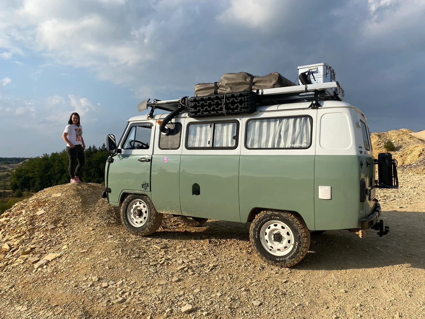 Fensterersatz UAZ Buhanka kleines Fenster li oder re(Standheizung, Solar, Magcodestecker)
