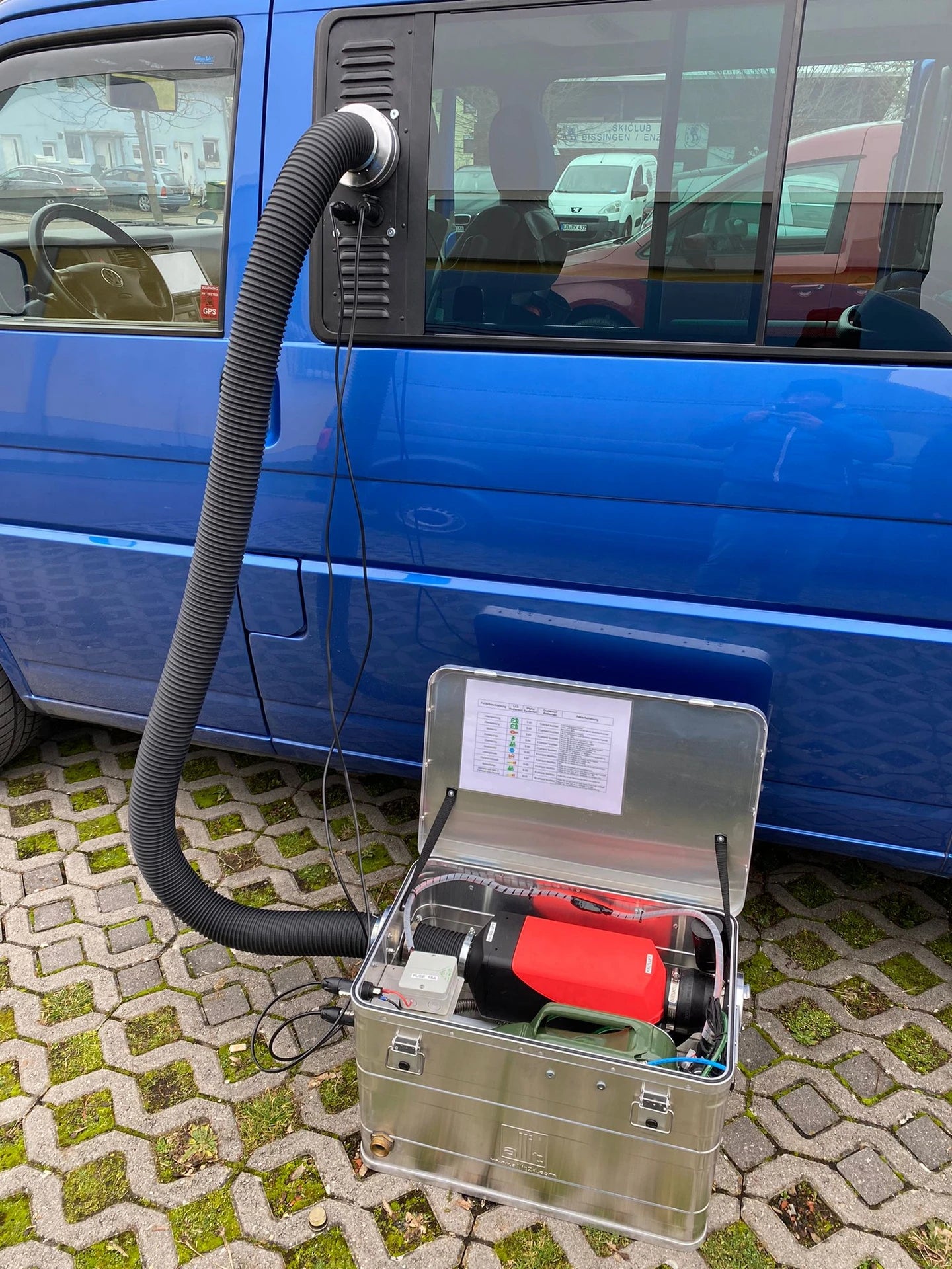 Standheizungsbox groß für den Einsatz einer Standheizung nach Wahl inkl Platz für Batterie