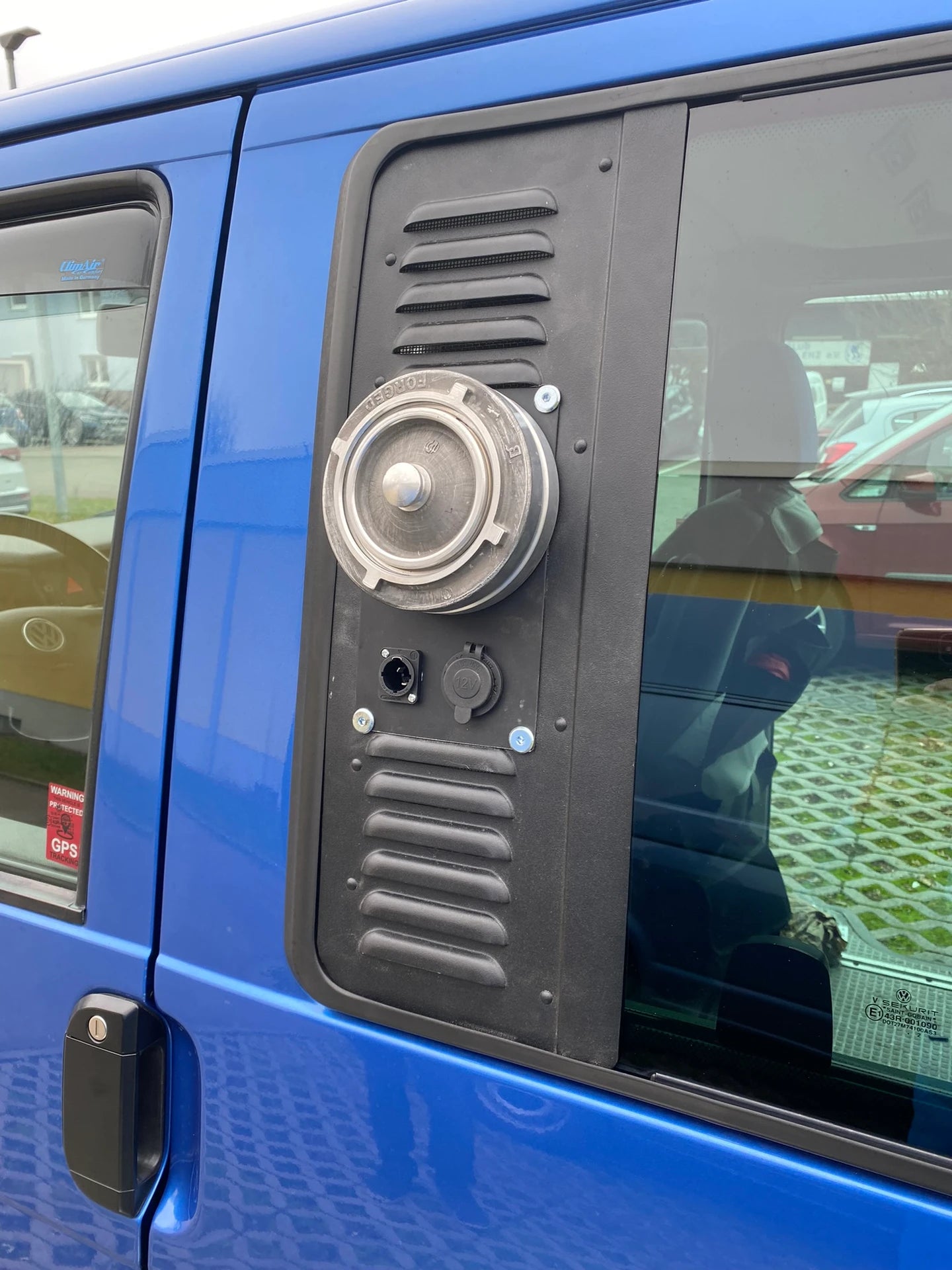 Fenstereinsatz (Schiebefenster) VW Bus T4 - Mit Anschlüßen nach Kundenwunsch